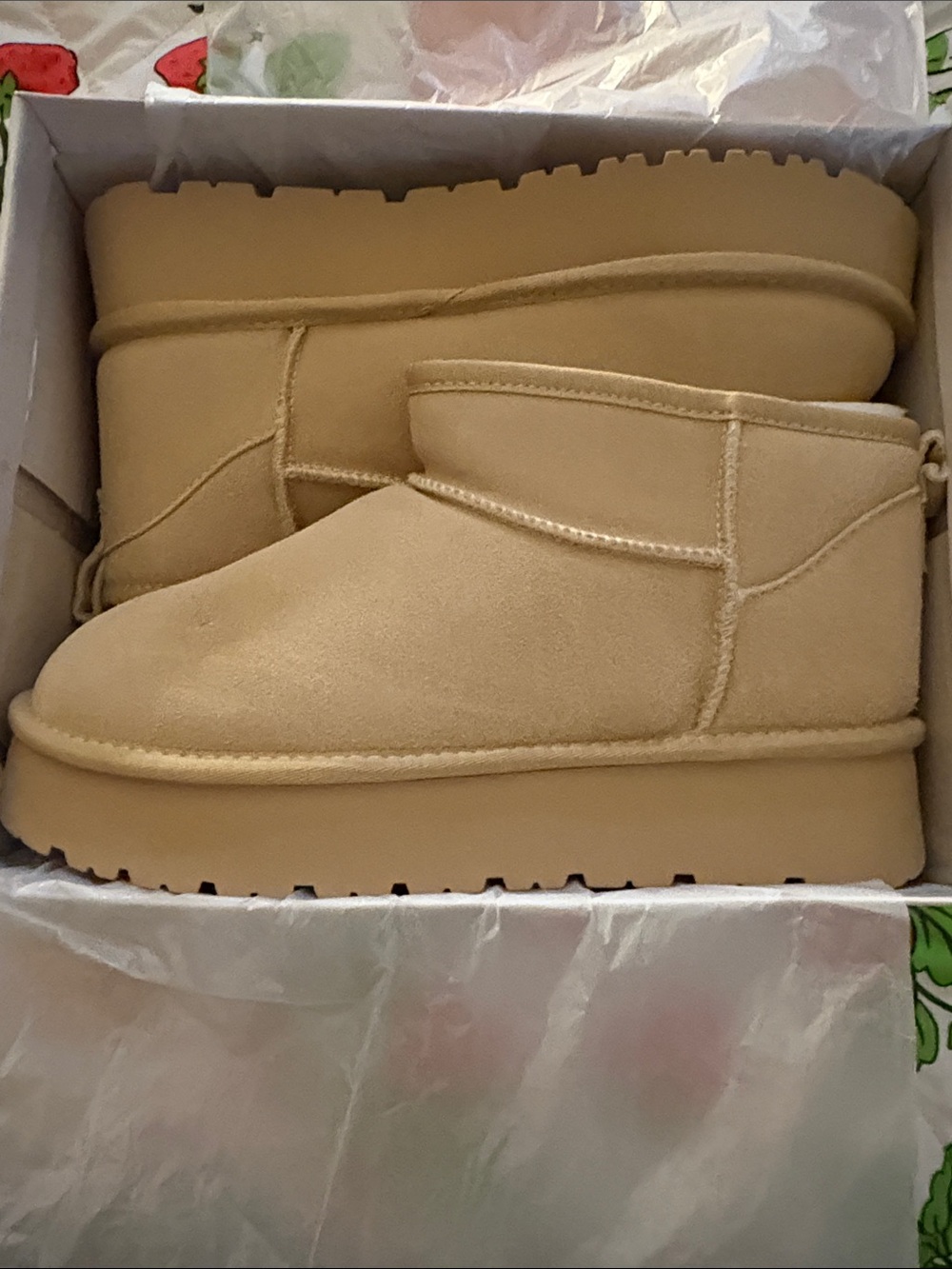 Pink Lily Women's Tan Ankle Booties